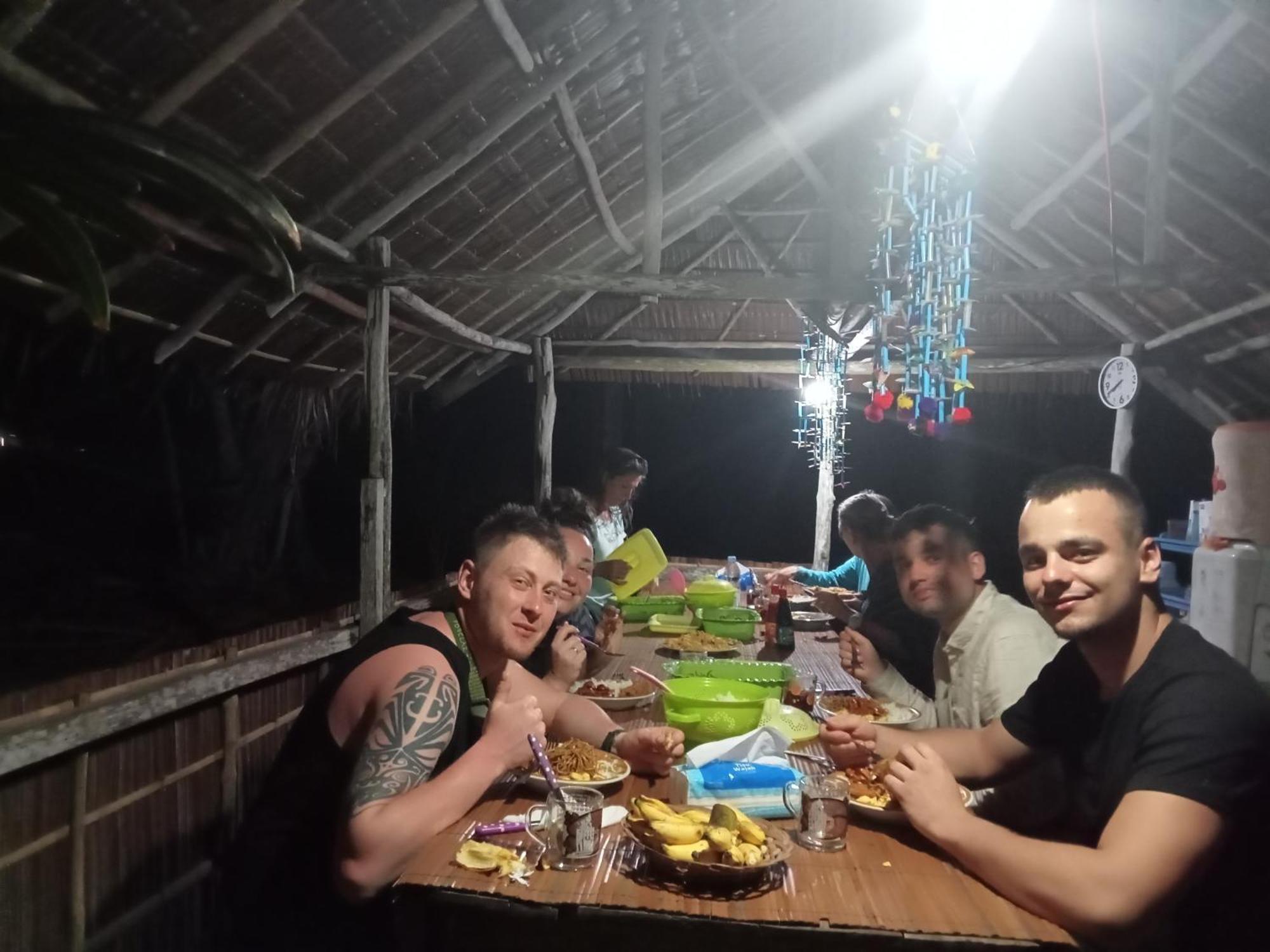 Kri Ransiwor Homestay מראה חיצוני תמונה